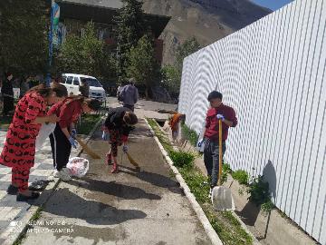 Чорабиниҳои экологӣ дар маркази Вилояти Мухтори Кӯҳистони Бадахшон