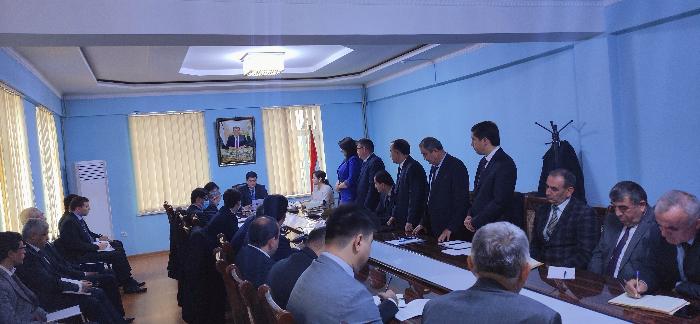 Дар ҷаласаи назоратии ҳарҳафтаинаи Кумита